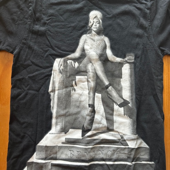 Beyonce Cowboy Carter: Washington DC Web Exclusive - Picture 1 of 3
